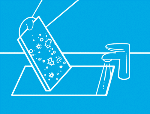 Op een blauwe achtergrond is een witte omtrek van handen te zien die zeepwater gebruiken om bacteriën van een snijplank te wassen.